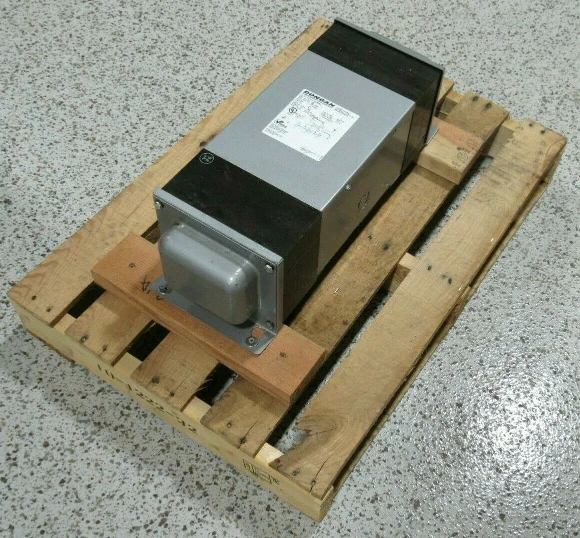 NEW DONGAN 63-0309 TRANSFORMER PRI.480V SEC.208/120V 9 KVA 630309