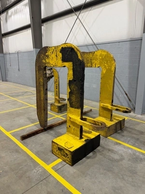 BUSHMAN 70,000Lbs C-Hook Coil Handling | Midwest Machinery, LLC (2)