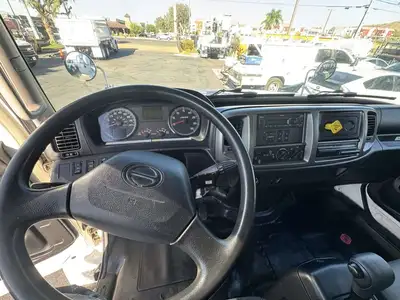 Used 2019 HINO 268 Box trucks California US | Commerce Truck Equipment Sales #1548698