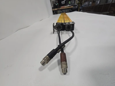USED OMRON MSF4800S-30-1200-R/MSF4800S-30-1200-X
