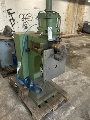 USED HYLLUS 300 BEADING MACHINE
