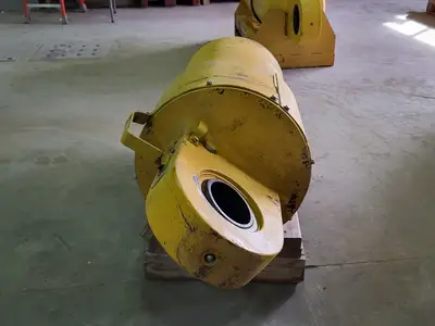 USED KOMATSU EH9423
