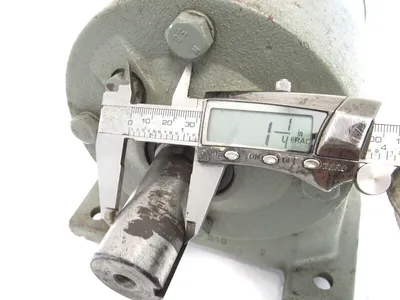 USED US MOTORS P63CDC-2824 MOTOR 1-1/2HP 230/460V 1730RPM EI88 RATIO 31.39