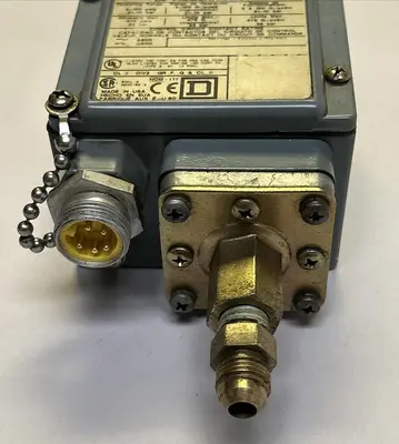 Used SQUARE D 9012GAW-5 Miscellaneous Equipment (Electrical & Power) | Surplus Asset Holdings #1196935