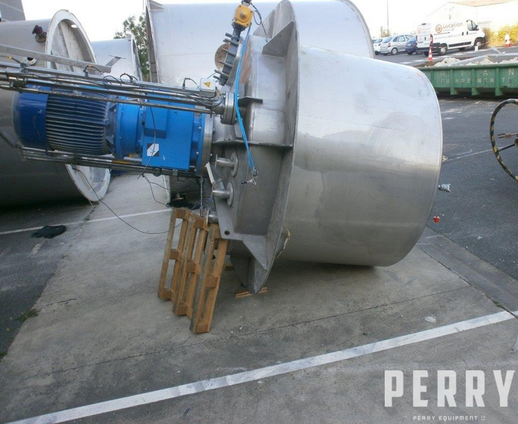 Useful 3,000 Litre Tanks SS Europe 0-4,999 Litres | Perry Equipment