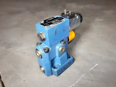 USED REXROTH DBW 10 B2-52/200-6EG110N9K4