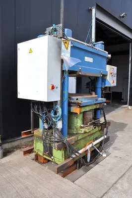 USED ZM 1000 TON