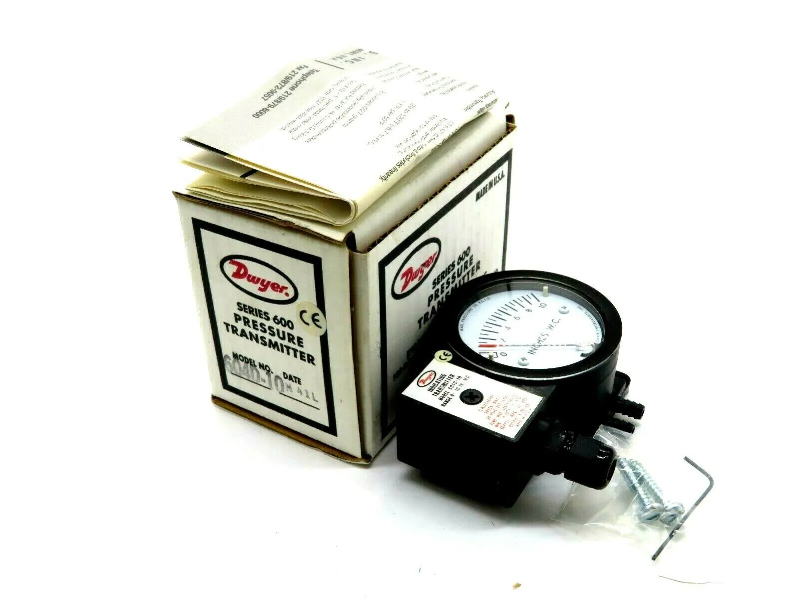NEW DWYER 604D-10 PRESSURE TRANSMITTER 604D10