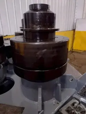 USED 1982 ROUNDO R6
