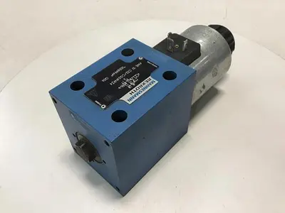 USED REXROTH 4WE10C32/CG24N9Z4