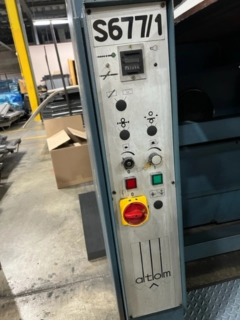 Used ATOM S 677/1 Used Hydraulic Presses 203046 | PlastiMach Corp
