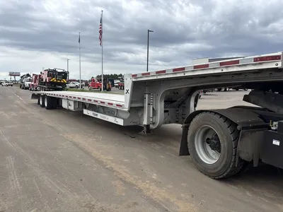 Used 2022 EXTREME DROP DECK Lowboy Trailers Minnesota US | Carco Truck & Equipment #1514143