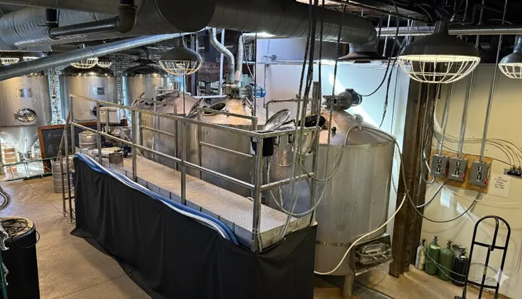 Used _UNKNOWN_ _UNKNOWN_ Brewing Equipment Indiana US | Brewhouse Equipment Group #1059473