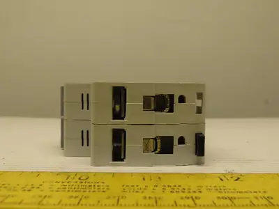 Eaton Cutler Hammer WMZS2D03 3AMP 2 Pole circuit Breaker DIN Rail Mount