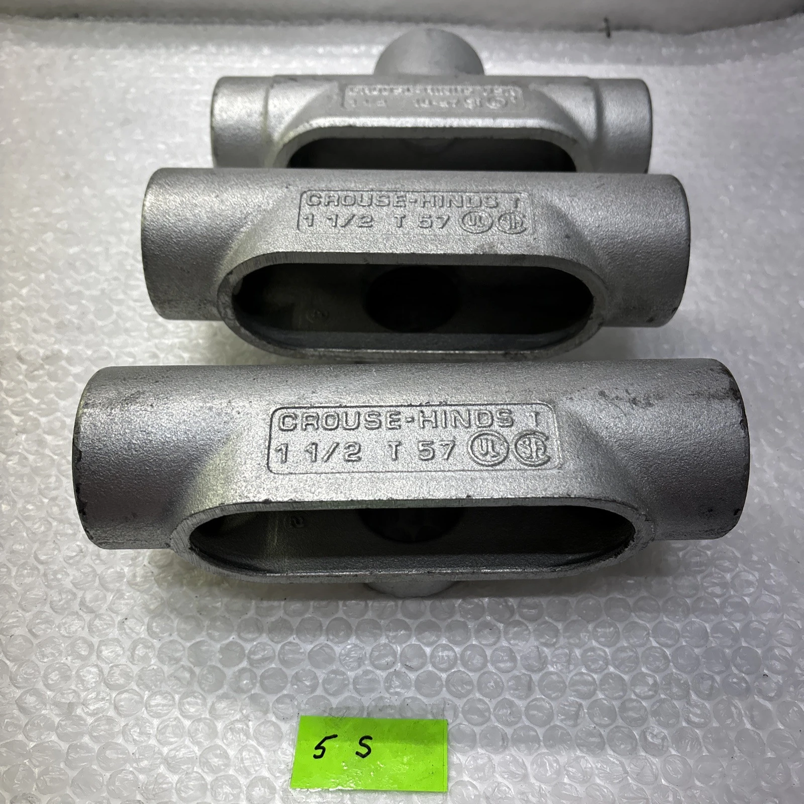 NEW CROUSE-HINDS 1 1/2 TB-57  1 1/2 T 57