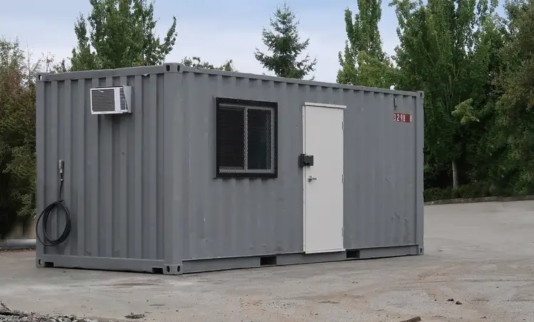 Used ROUGH & TOUGH _UNKNOWN_ Shipping Containers British Columbia CA | Lenmark #268139