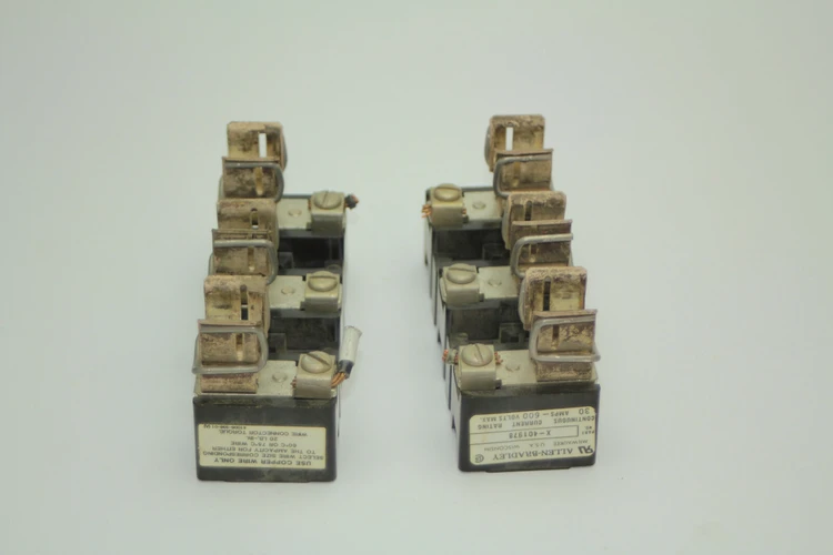 Used Allen-Bradley X-401978 Fuse Accessories California US | Davliegogo LLC #1707424