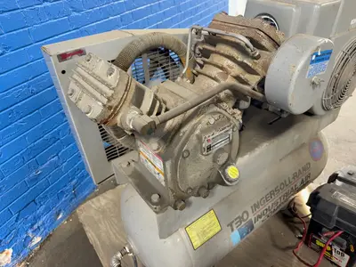 Used INGERSOLL RAND T30 Lubricated Reciprocating Air Compressors Ohio US | HGR 24 #1446177