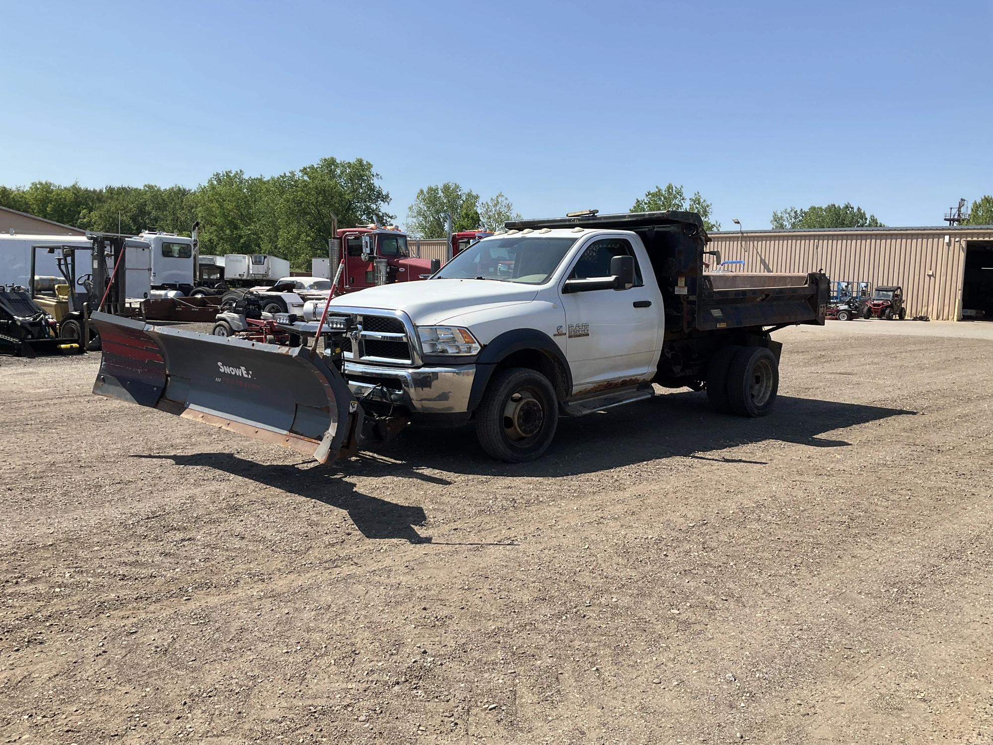USED 2014 RAM CHASSIS 5500