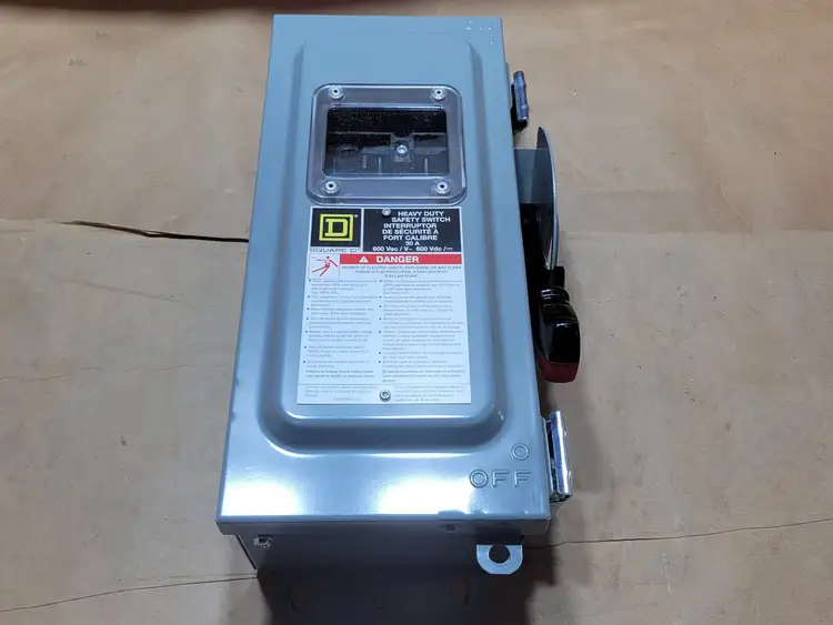 New | in-Stock SCHNEIDER CHU361AWK Switchgears British Columbia CA | Lenmark #1434789