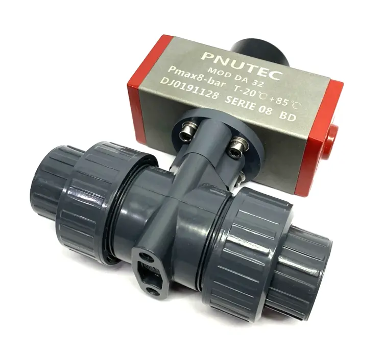 Used PNUTEC PNEUMATIC ACTUATOR W/ 2-WAY TRUE UNION PVC BALL VALVE Linear Actuators | Maverick Industrial Sales #1100506