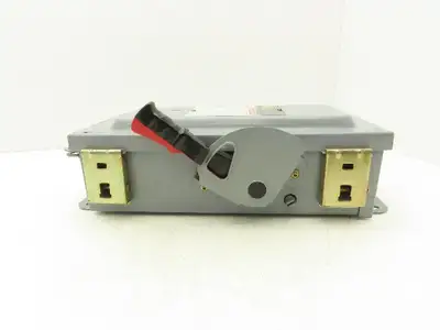 Square D H361A Safety Disconnect Switch Fusible 30A 600V 30HP  3 Pole Ser F06