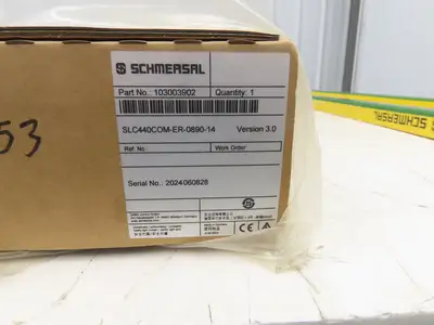 Schmersal SLC440COM-ER-0890-14 Safety Light Curtain Transmitter & Receiver Set