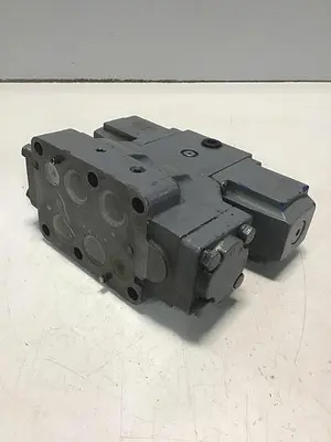 USED VICKERS DG4S4 016C WB 50