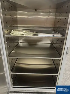 USED Environmental Specialties 33.8 Cu Ft Environmental Specialties Environmental Chamber, Model ES2000 CS
