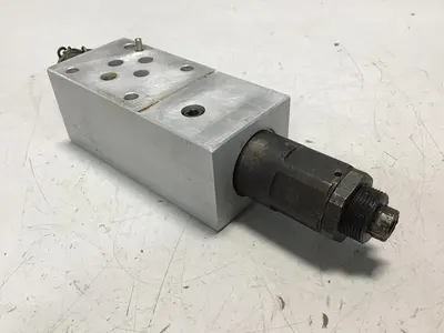 USED REXROTH ZDRK 6 VP5-11/100YMV/12