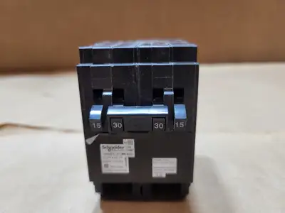 New | in-Stock SCHNEIDER CHOMT1515230 Switchgears British Columbia CA | Lenmark #1438387