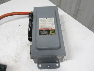 Sew Eurodrive  R57DT80K4 80:1 .75Hp 230/460YV 30mm Shaft 2240# Inline Gear Motor
