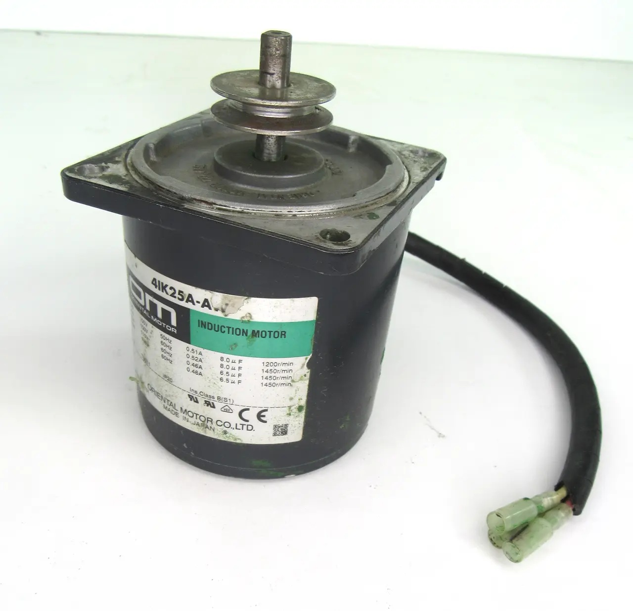 Oriental Motor 4IK25A-AW Induction Motor 100-115 Volt, 1200-1450 R/Min