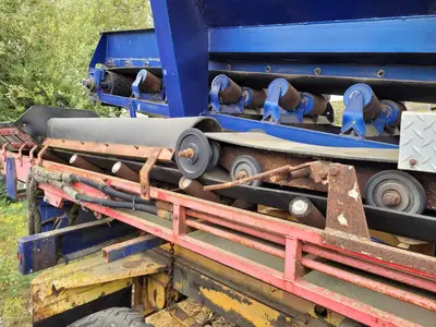 USED 2003 CANAMERICAN STONE SPREADER SOIL KING XL19