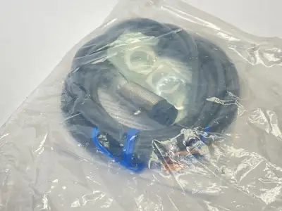 E2B-M12KN08-WZ-C1 | Omron  Proximity Sensor 10-30VDC - New