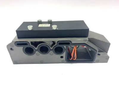 962N91, 261-209-060-0 | Ross 962N91 Solenoid Sub Base Manifold w/Rexroth 261-209-060-0 Block Plate Cover - Used