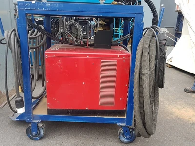 Idealarc CV-300 Welder w/ Cables, Gun and Cart