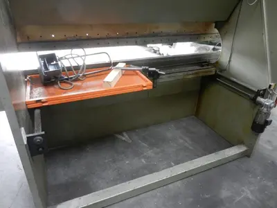 USED SAFAN SK 50 TON X 2550 MM CNC