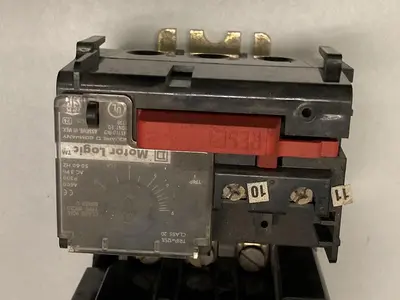 Used SQUARE D 8536SAO12H20S Industrial Controls Ohio US | Surplus Asset Holdings #1237624
