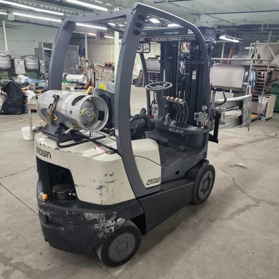 Crown Fork Lift Truck Model C-5 10001-40 Serial No. 9A233081. Year 2018 # 3674