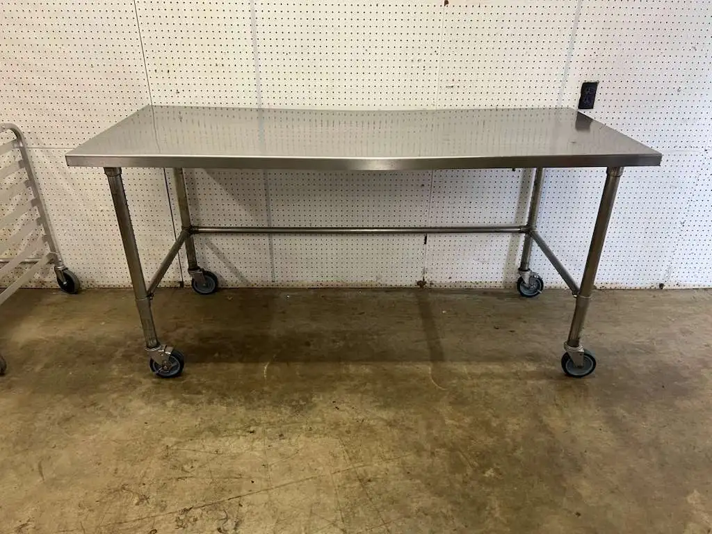 Used Falcon Restaurant Supply Used 72" X 30" Stainless Steel Table with Casters - FG Food Prep Tables Illinois US | Falcon Restaurant Supply #1374935