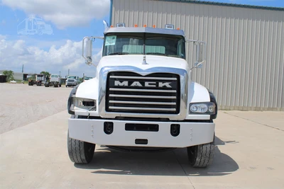 Used 2017 MACK GRANITE GU713 Cab Chassis trucks Texas US | Roll Off Truck World #1491903
