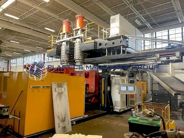 CANMOLD Dual 30 LB Blow Molder