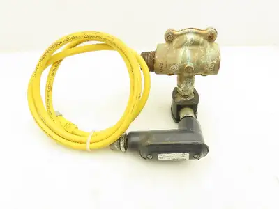 Asco Red Hat II EF8210G014 Brass Solenoid Valve 2-Way 1" NPT 120V Normally Open