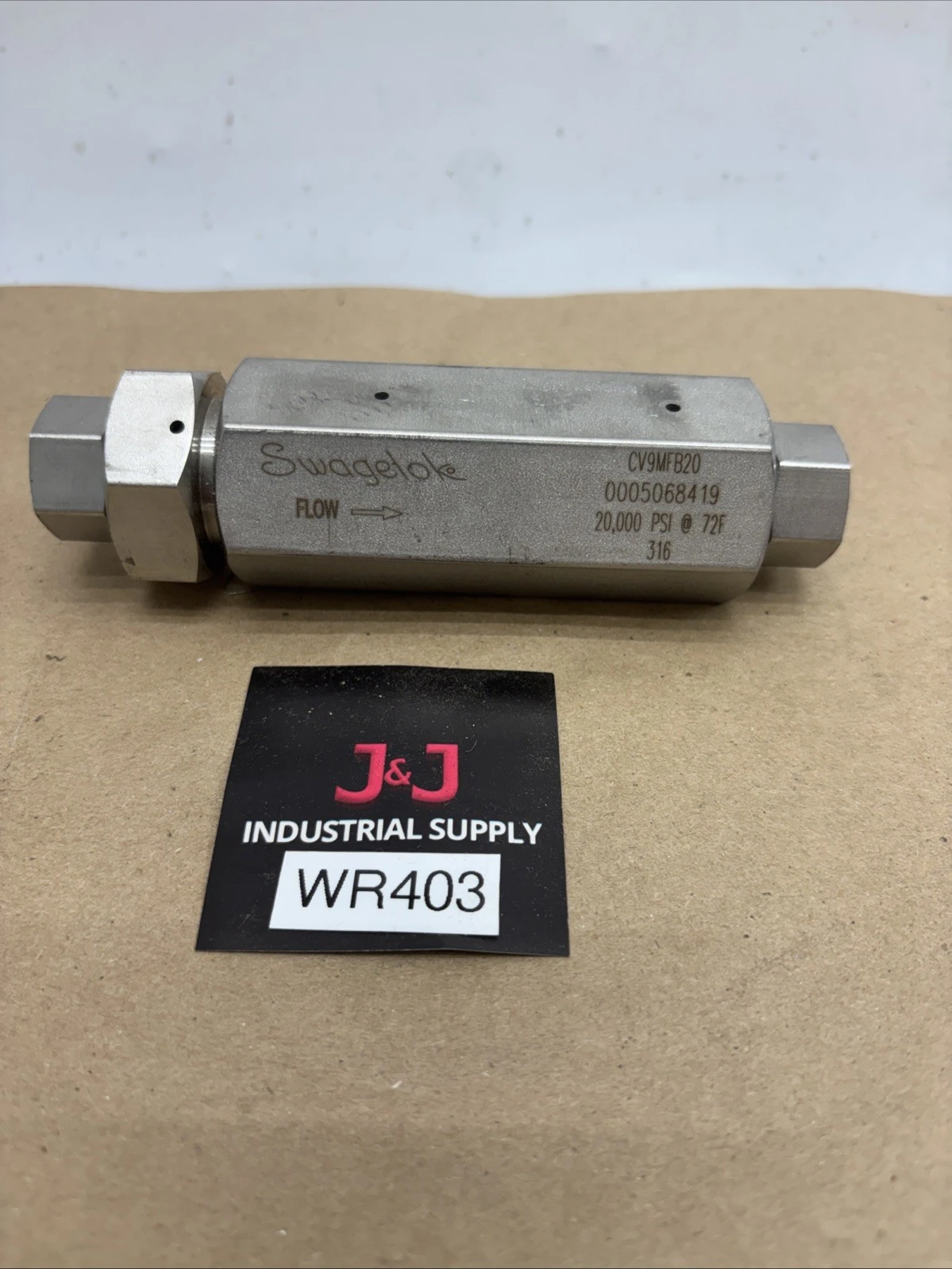 NEW Swagelok CV9MFB20
