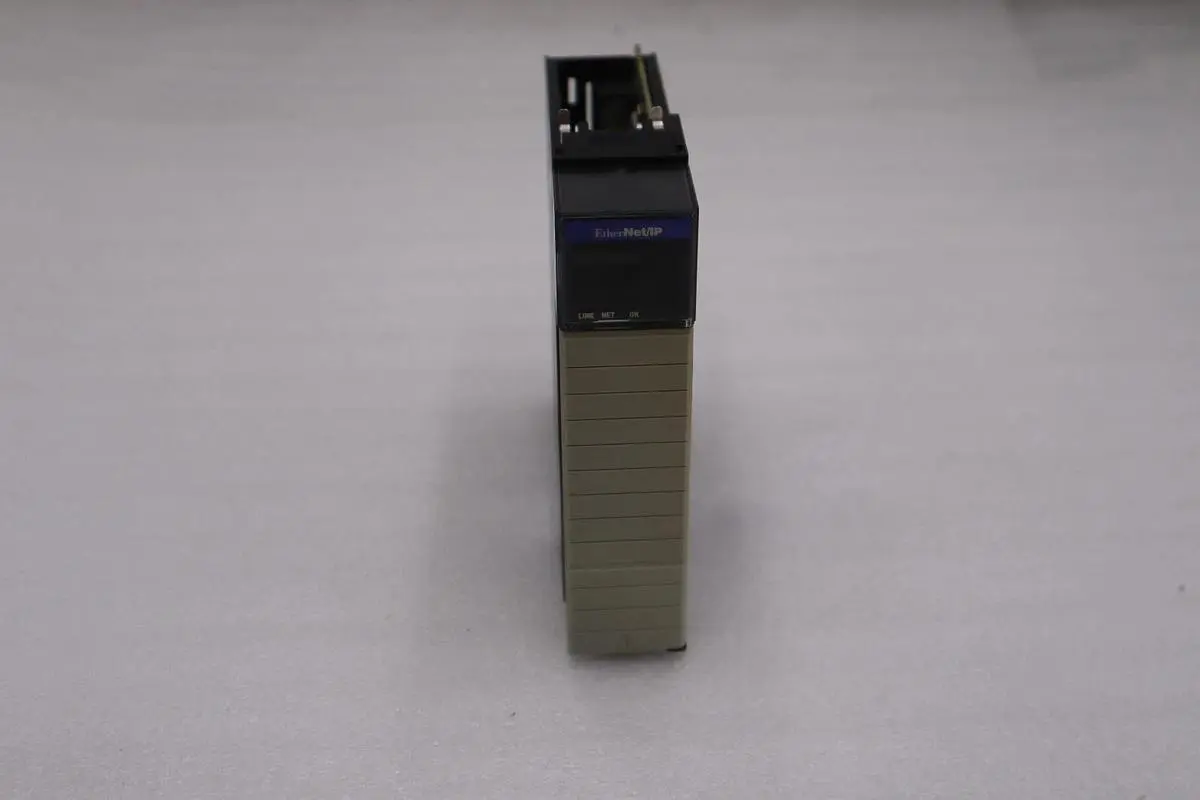 Allen Bradley 1756-ENBT Ser. A EtherNet/IP Communications Module STOCK 848C