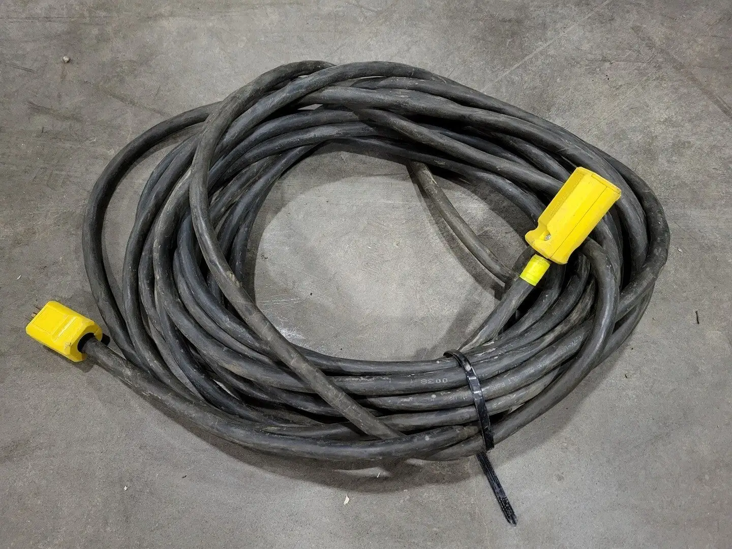 64 ft SOOW Power Extension Cord 14/3 AWG 15A 125V