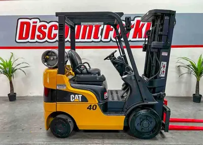 USED 2019 CATERPILLAR 2C3000
