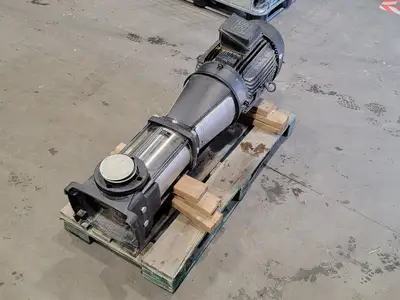 NEW 2013 GRUNDFOS CR45-3-2