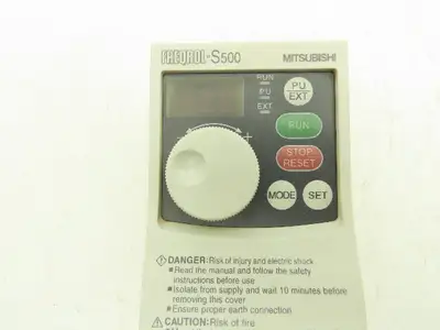 Mitsubishi FR-S520-0.2K Freqrol Inverter Drive 3Ph 240V In 0.2kW 240V 1.4A 120Hz